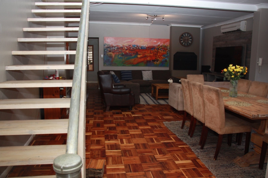 4 Bedroom Property for Sale in Dan Pienaar Free State